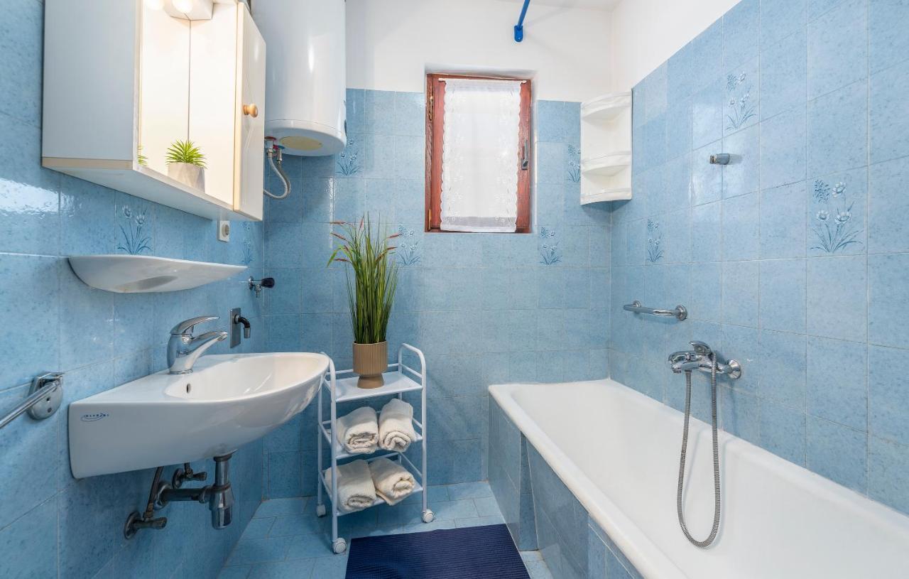 Apartments Feniks Пореч Екстер'єр фото