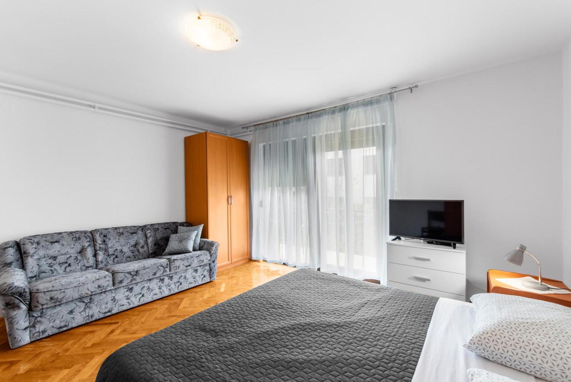 Apartments Feniks Пореч Екстер'єр фото